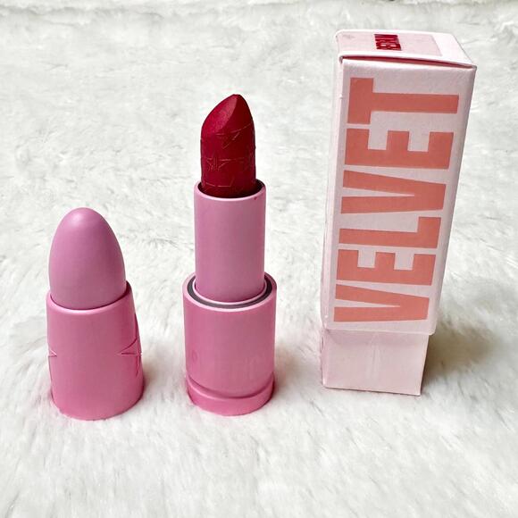 NIB Jeffree Star Velvet Trap Matte Lipstick RedRum Full Size 4g - Picture 3 of 8